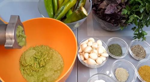 Рецепт зеленая аджика по-абхазски. Зеленая абхазская аджика – рецепт из Сухуми