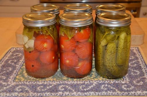 Помидоры без специй на зиму. Вкусные маринованные помидоры на зиму без приправ 30