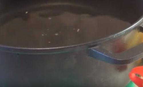 Рассол для помидоров на литр воды. Рассол для томатов на 1 литр воды: сколько соли и сахара и уксуса 01