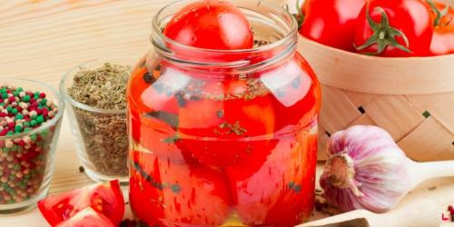 Рассол для помидоров на литр воды. Рассол для томатов на 1 литр воды: сколько соли и сахара и уксуса 06