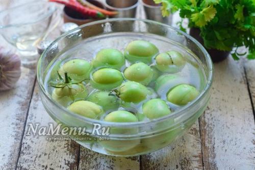 Соленые зеленые помидоры, как в ссср. Маринованные зеленые помидоры, как во времена ссср. Зеленые помидоры, как в ссср рецепт