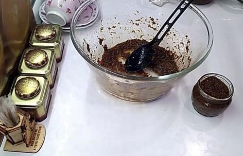 Грузинская аджика с орехами. Грузинская аджика — классический рецепт на зиму без варки