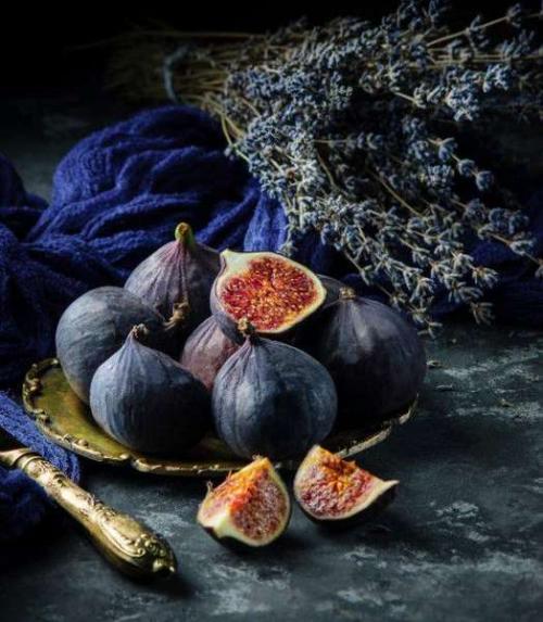 Что можно приготовить из инжира на зиму. Как хранить инжир: 3 варианта и 5 рецептов для хранения и заготовки