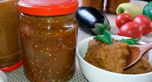 Икра из баклажанов жареная на зиму. 6 простых рецептов баклажанной икры на зиму 2022-2023: классические пошаговые с фото 01 Икра из баклажанов жареная на зиму. 6 простых рецептов баклажанной икры на зиму 2022-2023: классические пошаговые с фото 01