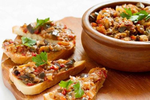 Икра из баклажанов жареная кусочками. 20 рецептов вкуснейшей икры из баклажанов