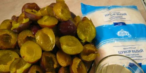 Как сварить варенье из слив половинками. Варенье из сливы на зиму: 11 простых рецептов сливового варенья