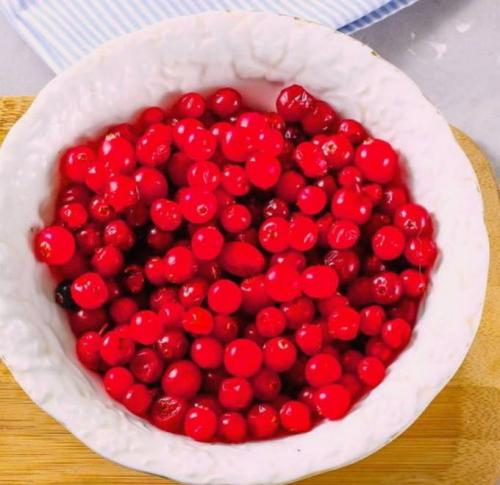 Протертая клюква с сахаром. Клюква протертая с сахаром без варки 01 Протертая клюква с сахаром. Клюква протертая с сахаром без варки 01