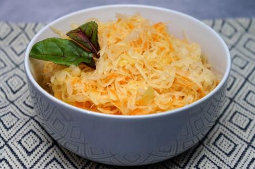 Квашенная капуста с хрустом. Квашеная капуста: 15 отличных рецептов и способов приготовления