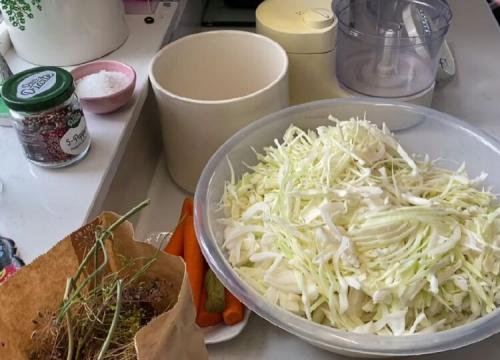 Вкусные и простые рецепты квашеной капусты в банке 08