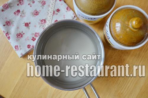 Маринованные зеленые помидоры с чесноком, перцем и зеленью