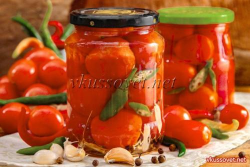 Помидоры с чесноком и острым перцем на зиму. Помидоры с острым перцем и чесноком на зиму