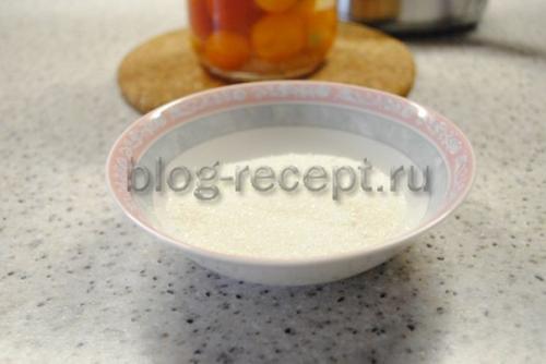 Помидоры с чесноком в литровых банках. Помидоры «Под снегом» с чесноком на зиму