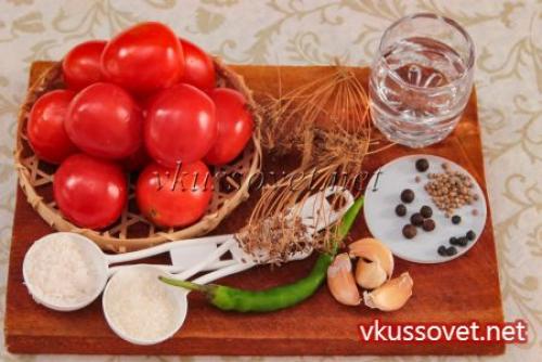 Помидоры с чесноком и острым перцем на зиму. Помидоры с острым перцем и чесноком на зиму