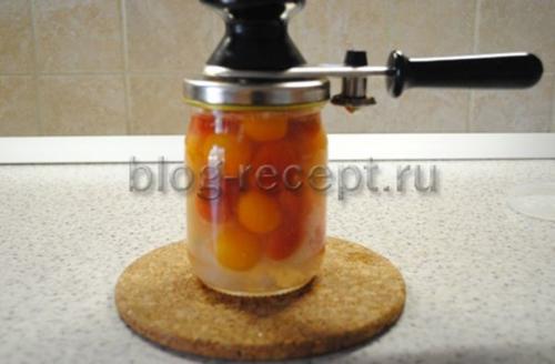 Помидоры с чесноком в литровых банках. Помидоры «Под снегом» с чесноком на зиму