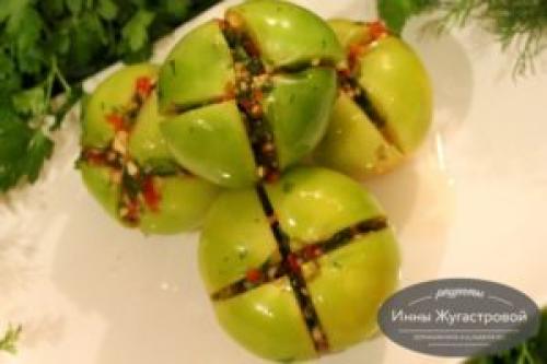 Квашеные острые зеленые помидоры. Квашеные зеленые помидоры с острой начинкой без уксуса
