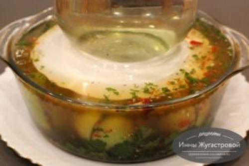 Квашеные острые зеленые помидоры. Квашеные зеленые помидоры с острой начинкой без уксуса