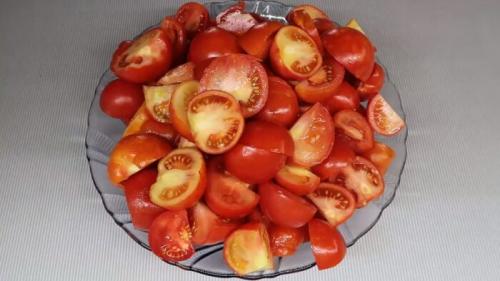 Правильный рецепт хреновины. Хреновина на зиму по классически: очень вкусные рецепты приготовления из помидор, хрена и чеснока