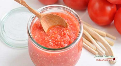 Хреновина рецепт без варки с болгарским перцем. Хреновина на зиму: 7 рецептов, чтобы не закисла