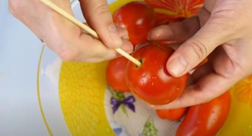 Помидоры в снегу с хреном. Помидоры в снегу на зиму с чесноком, хреном и горчицей: 5 самых вкусных рецептов помидоров под снегом 38