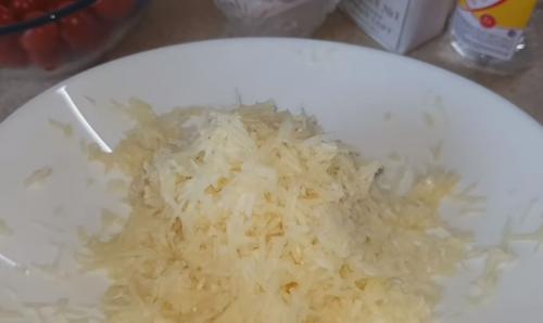 Помидоры в снегу на 2 литровую банку. Помидоры «В снегу» с чесноком на зиму, рецепты томатов под снегом на 1 литровую, 1,5 и 3 литровые банки