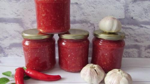 Простой рецепт хреновины. Хреновина на зиму — 8 очень вкусных рецептов хреновой закуски