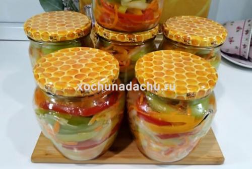 Резанные дольками зеленые помидоры с чесноком на зиму. Зеленые помидоры по-корейски длительного хранения