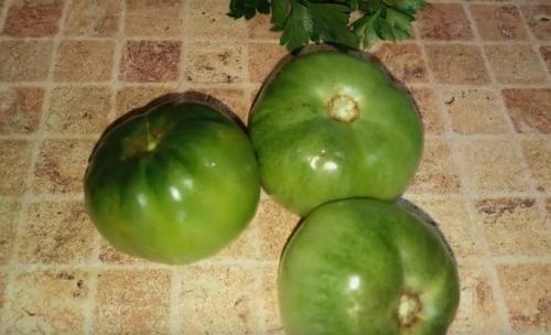 Зеленые фаршированные помидоры чесноком и морковью.. Зеленые помидоры, фаршированные морковью и чесноком 23