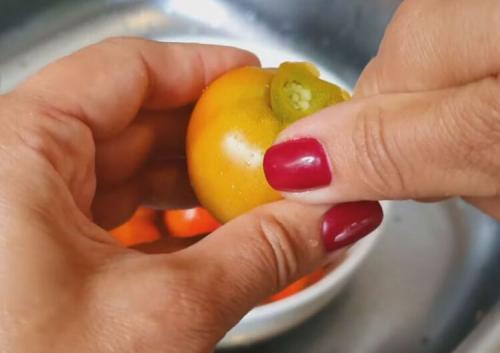 Зеленые фаршированные помидоры чесноком и морковью.. Зеленые помидоры, фаршированные морковью и чесноком 07