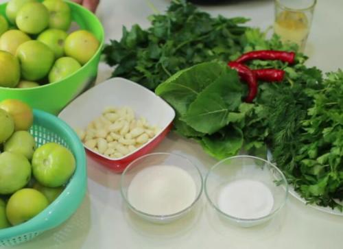 Зелёные помидоры с чесноком внутри на зиму. Зеленые помидоры фаршированные чесноком: 5 рецептов 01 Зелёные помидоры с чесноком внутри на зиму. Зеленые помидоры фаршированные чесноком: 5 рецептов 01