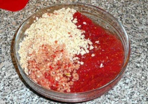 Хреновина на зиму с уксусом. Готовим хреновинуна зиму, чтобы не закисла