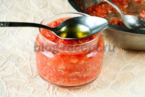 Хреновина из помидора и хрена с чесноком на зиму с варкой. Хреновина из помидор и чеснока на зиму без варки