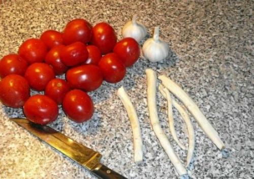 Хреновина на зиму с уксусом. Готовим хреновинуна зиму, чтобы не закисла