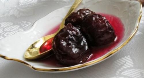 Варенье из сливы с косточками. Сливовое варенье с косточками