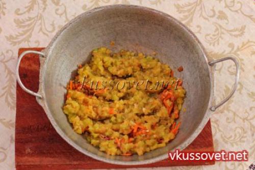 Икра из зеленых помидор с морковью и луком. Икра из зеленых помидоров с луком и морковью на зиму