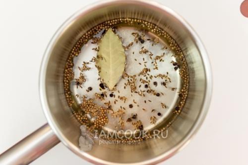 Быстро и вкусно: рецепт краснокочанной маринованной капусты 03 Быстро и вкусно: рецепт краснокочанной маринованной капусты 03