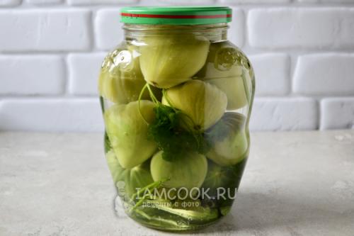 Вкусные зеленые помидоры с чесноком: рецепт маринования 14