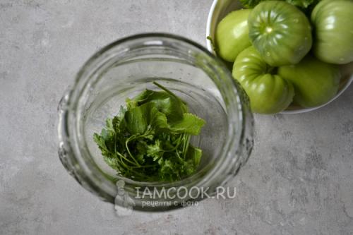 Вкусные зеленые помидоры с чесноком: рецепт маринования 09
