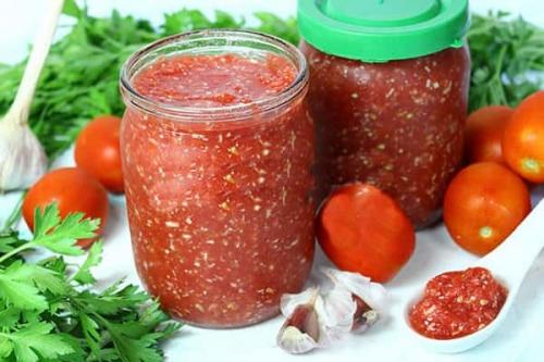 Рецепт хреновины из помидор. Свежая Хреновина с помидорами и чесноком на зиму — классический рецепт Сибирской бабушки