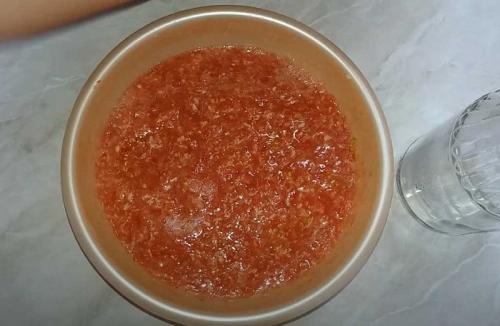 Хреновина рецепт с варкой. Хреновина на зиму — классический рецепт приготовления без варки