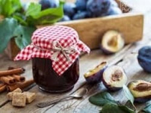 Густой джем из слив с желатином. Желе из сливы на зиму — простые рецепты с желатином, без косточек