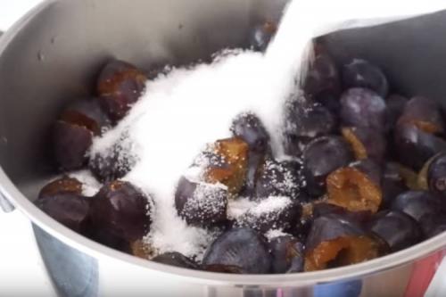 Сливовый джем кусочками. Джем из сливы без косточек на зиму (простые рецепты пальчики оближешь)