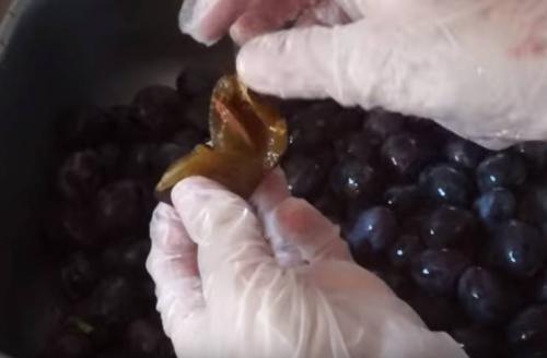 Сливовый джем кусочками. Джем из сливы без косточек на зиму (простые рецепты пальчики оближешь)