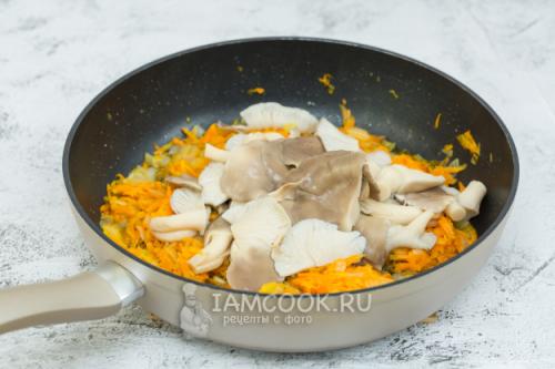 Вкусный рецепт икры грибной с луком, морковью и помидорами 03 Вкусный рецепт икры грибной с луком, морковью и помидорами 03