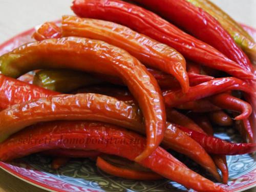 Что делает аджику по абхазски с грецким орехом особенной. Классическая абхазская аджика и ее состав