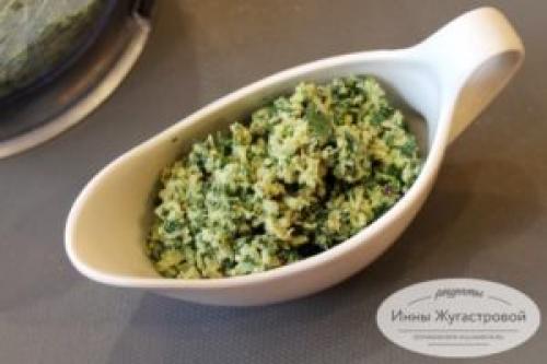 Какие блюда можно подавать с аджикой с кинзой и грецкими орехами. Пряный зеленый соус (кавказская приправа) из грецких орехов, чеснока и кинзы
