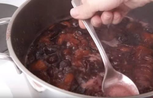 Сливовый джем блендер. Джем из сливы без косточек на зиму (рецепт пальчики оближешь)