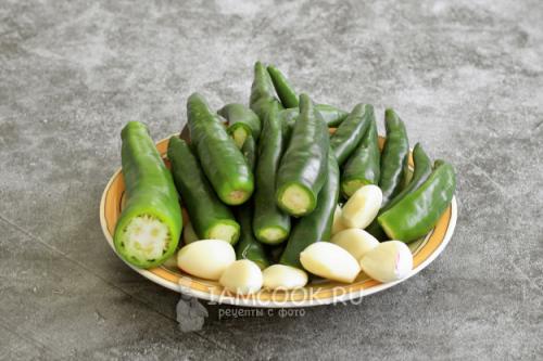 Вкус Абхазии: рецепт зеленой аджики 01