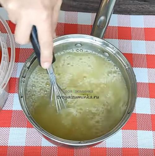 Сколько времени требуется на приготовление зеленых помидоров с горчицей в кастрюле. Помидоры с горчицей, как бочковые: рецепт заготовки в пластиковом ведре холодным способом