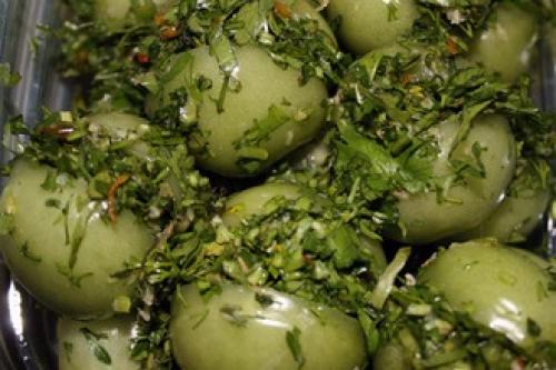 Соленые помидоры на зиму в банках для хранения в квартире. Засолка помидоров на зиму