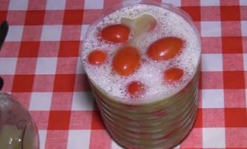 Рецепт соленых помидоров с горчицей и яблоками. Помидоры с яблоками – необычайно интересное сочетание для приготовления вкуснейших заготовок. 19